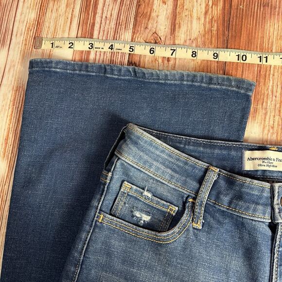 Abercrombie & Fitch FLARE Size 2 Blue High Rise Wide Leg Jeans Denim Pants 26x31 - Picture 7 of 10